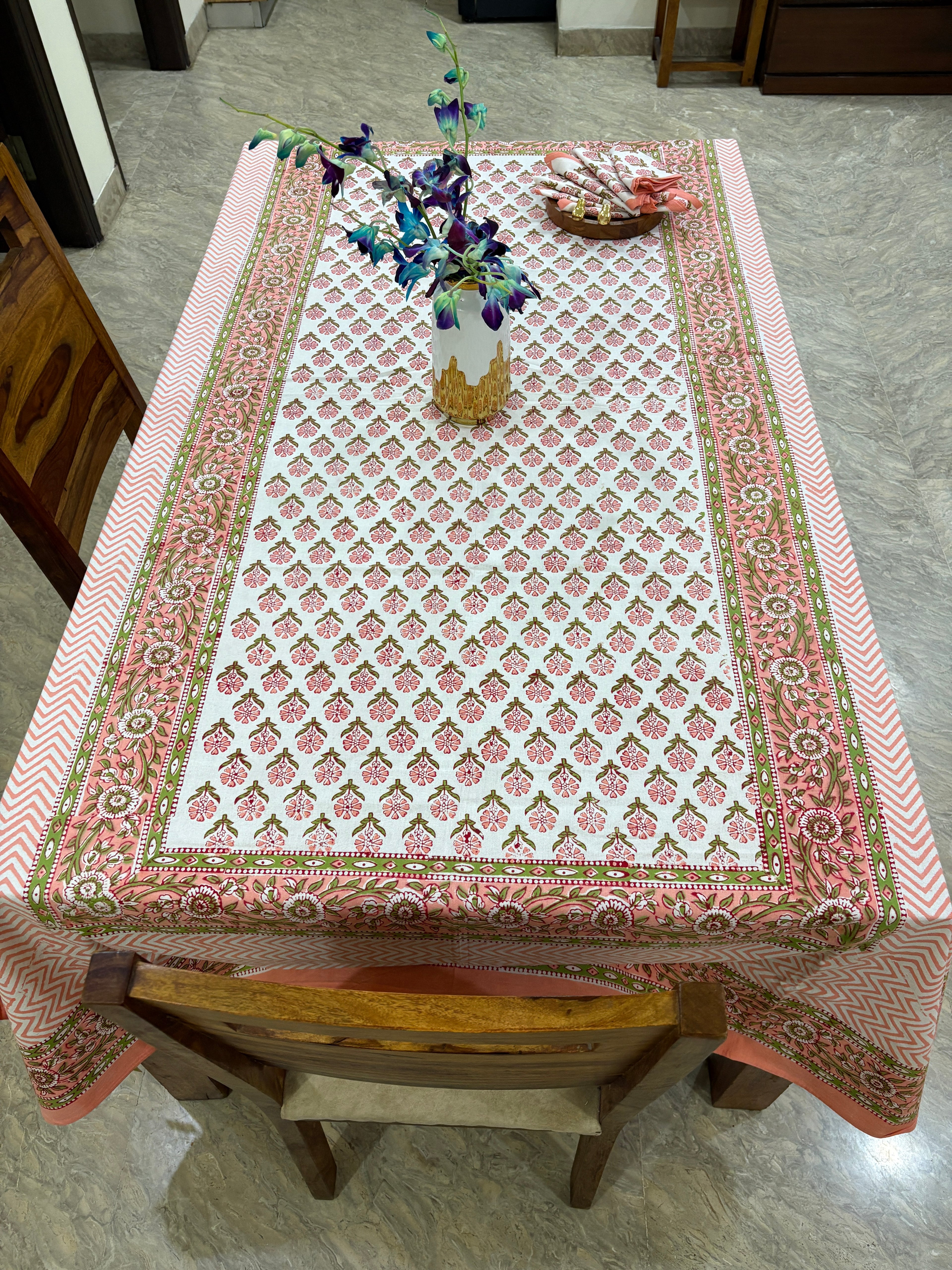 গোলাপী আৰু বগা ফুলৰ (S21)