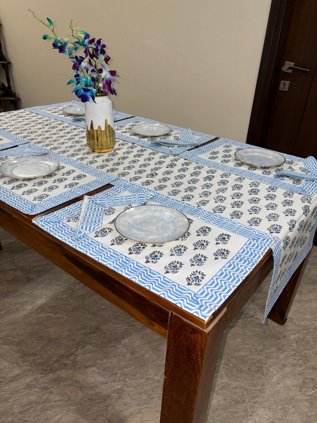 Light Blue with florals (S2)