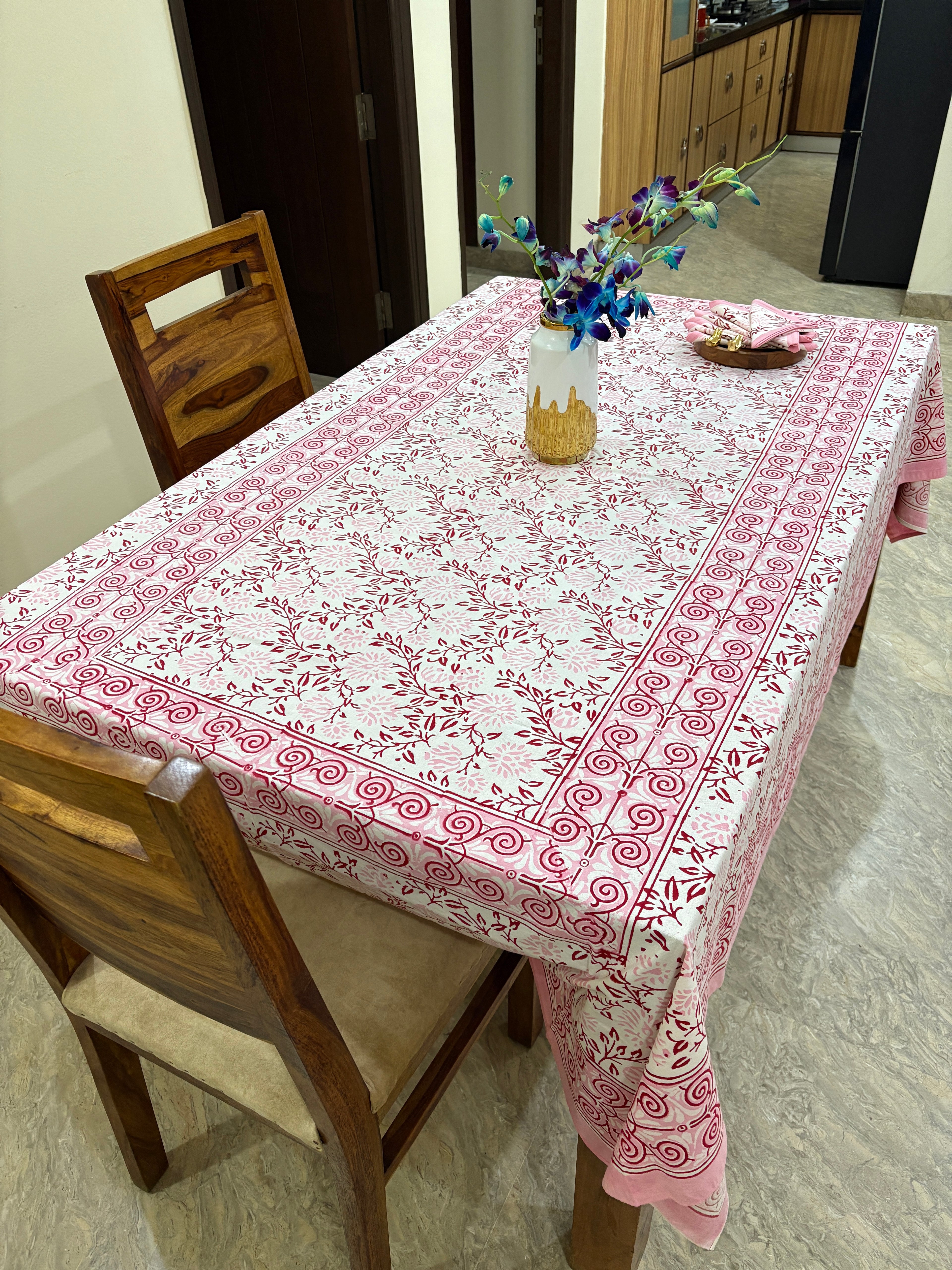 গোলাপী আৰু বগা ফুলৰ (S19)