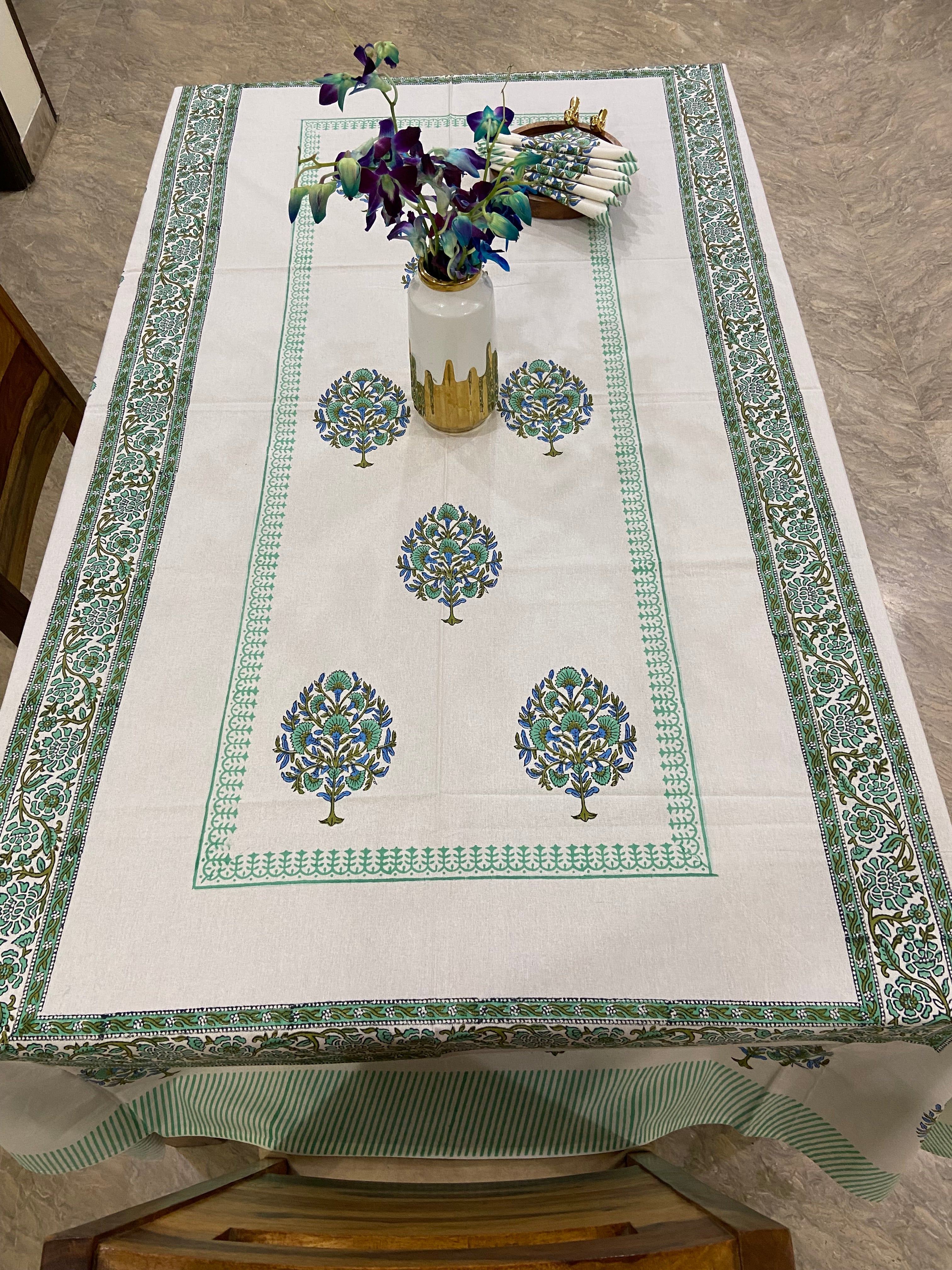 সেউজীয়া আৰু নীলা ফুলৰ আৰ্হি (S25)