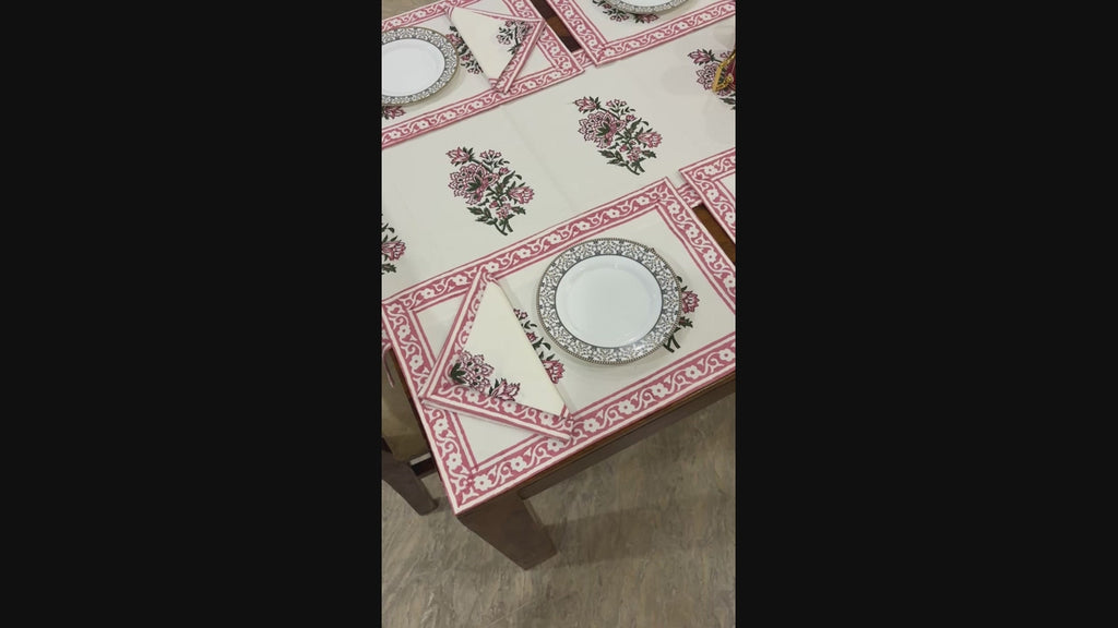 গোলাপী আৰু বগা ফুলৰ (S18)